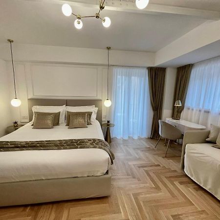 Bellagio Luxury Suites Apartments Ngoại thất bức ảnh