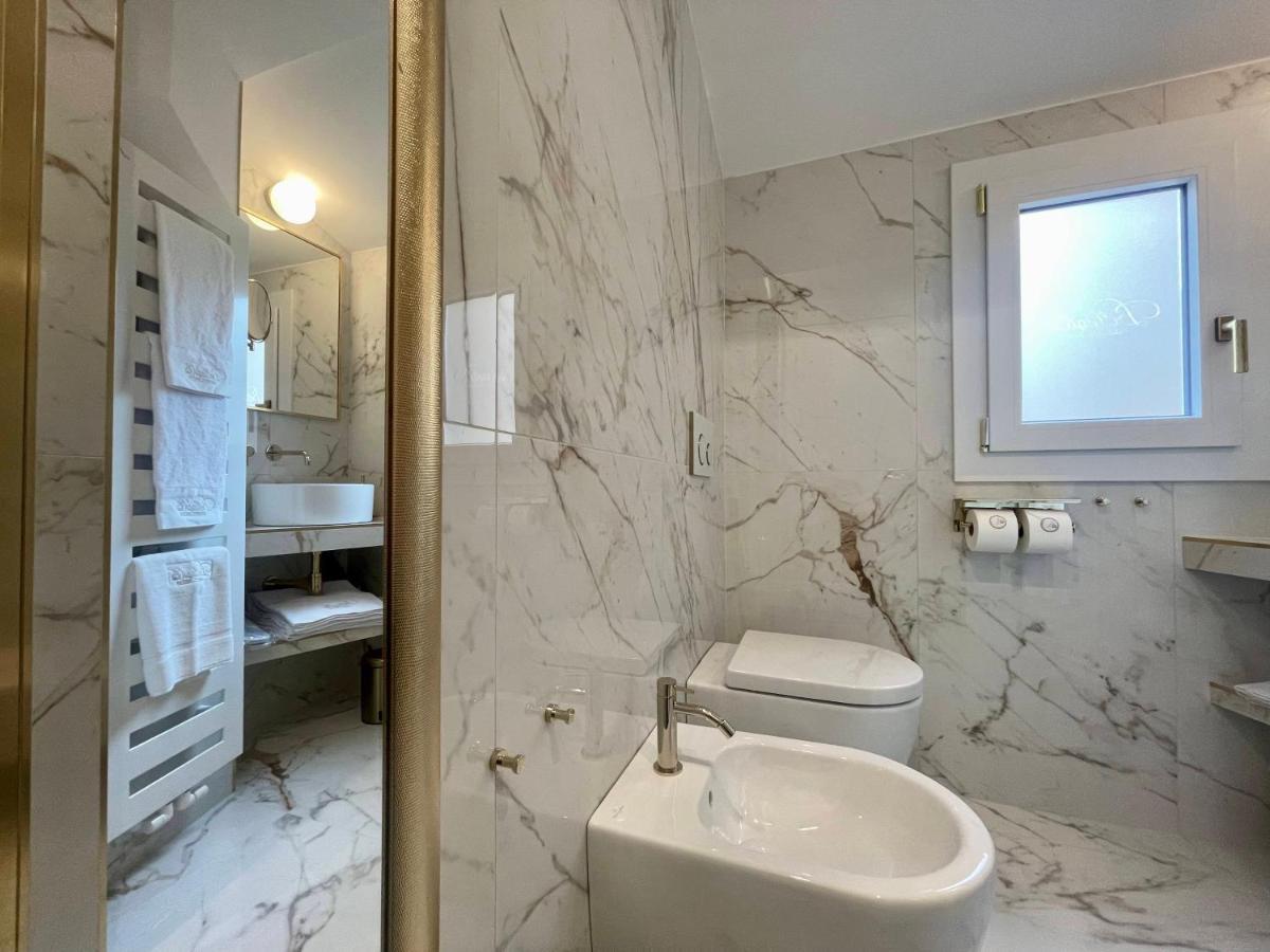 Bellagio Luxury Suites Apartments Ngoại thất bức ảnh